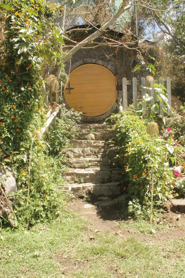 The Hobbit La Comarca Hotel Nueva San Salvador Exterior photo